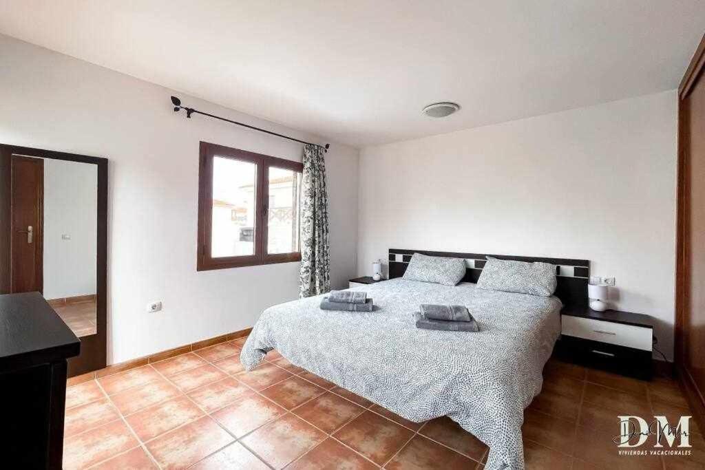 Casa Danimar 2-4 People With Pool And Barbecue Corralejo Exterior photo