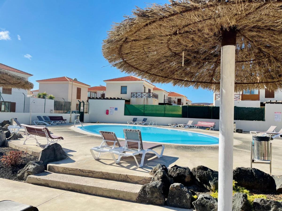 Casa Danimar 2-4 People With Pool And Barbecue Corralejo Exterior photo